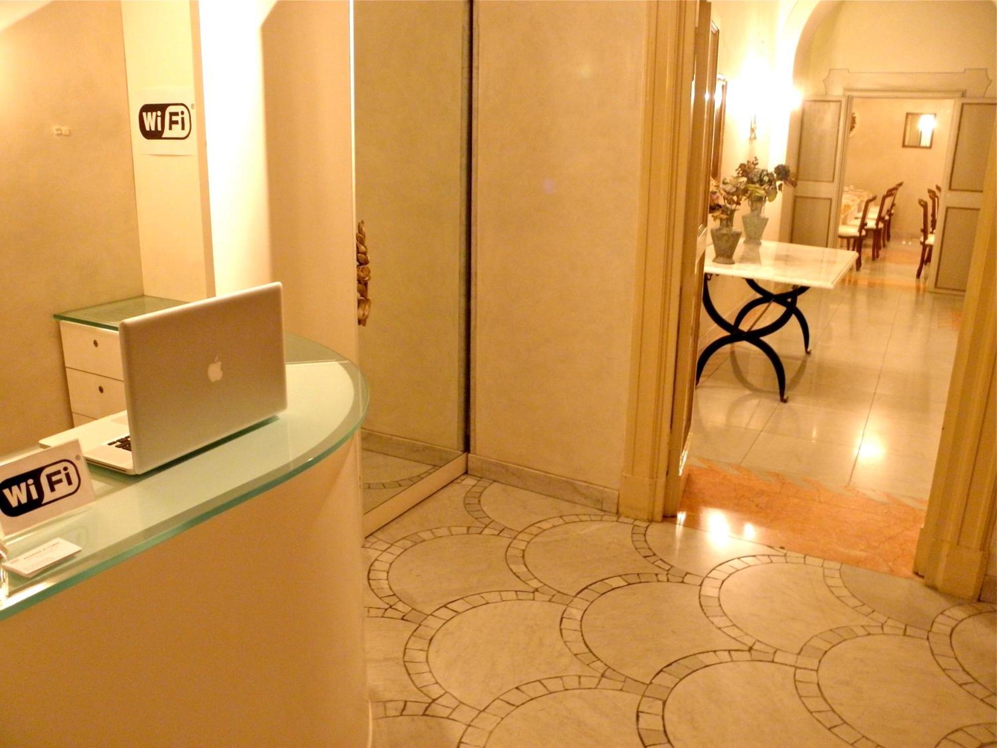 Residenza Al Corso Suites Roma Dış mekan fotoğraf