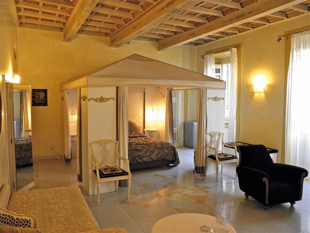 Residenza Al Corso Suites Roma Oda fotoğraf